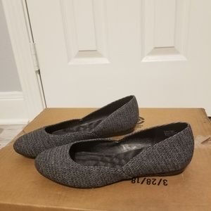 Like New Coach Herringbone Flats!